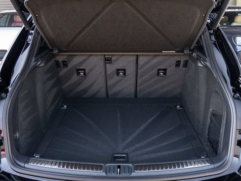 Certified 2026 Porsche Macan S AWD/4WD image 35