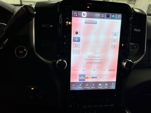 New 2026 RAM 2500 Big Horn AWD/4WD image 13