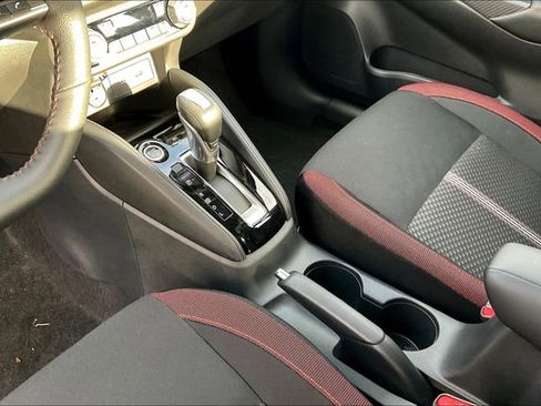 New 2025 Nissan Versa SR w/ Trunk Package image 8