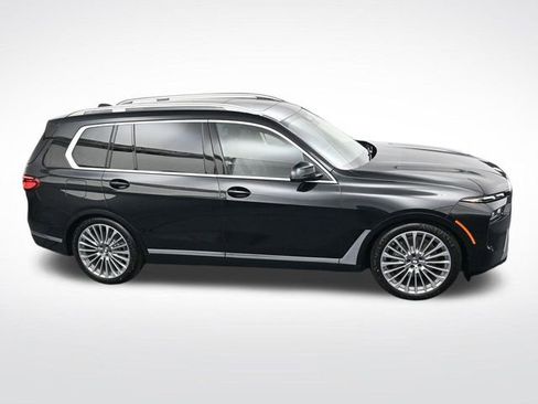 New 2026 BMW X7 xDrive40i AWD/4WD image 25