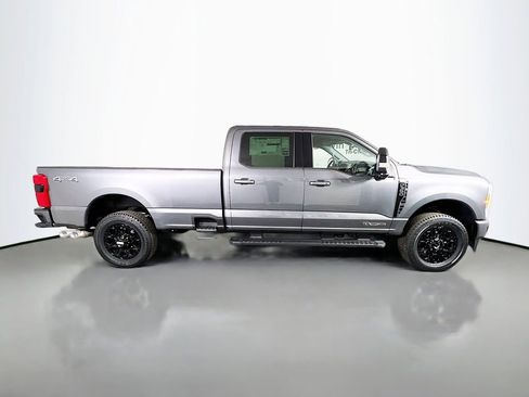 New 2026 Ford F350 Lariat w/ Black Appearance Package image 18