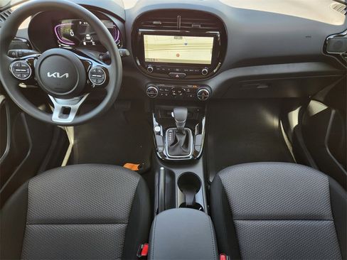New 2025 Kia Soul S image 19