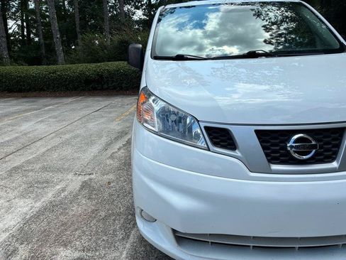 Used 2020 Nissan NV200 S FWD image 16
