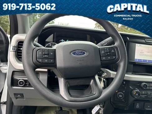 New 2025 Ford F550 4x4 Crew Cab image 25