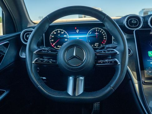 Certified 2025 Mercedes-Benz GLC 350e 4MATIC image 21