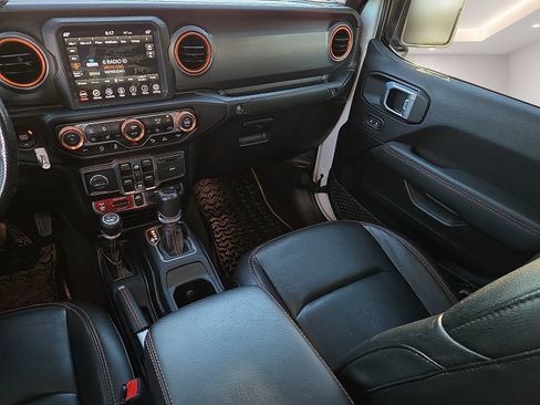 Used 2021 Jeep Gladiator Mojave AWD/4WD image 12