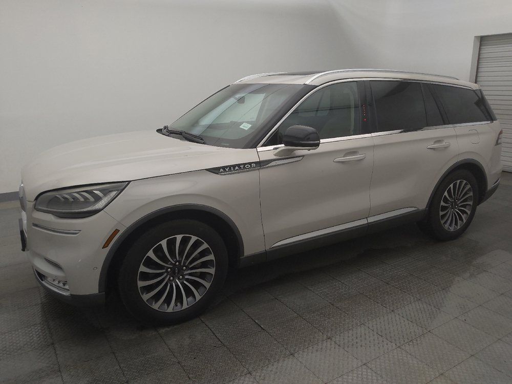 Used 2020 Lincoln Aviator Reserve w/ Equipment Group 201A RWD image 2