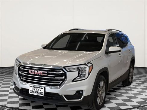 Used 2022 GMC Terrain SLT image 9