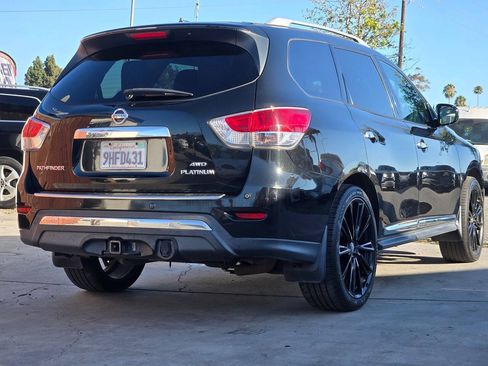 Used 2015 Nissan Pathfinder Platinum w/ Cargo Package AWD/4WD image 18