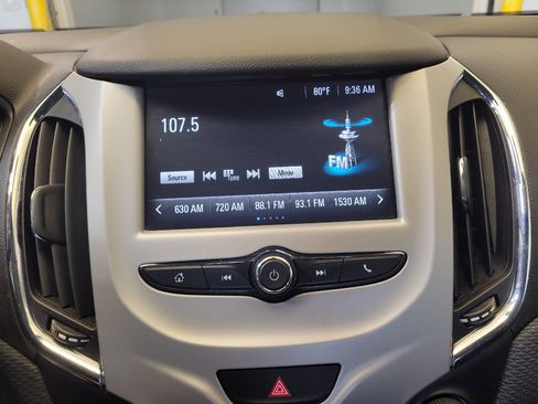 Used 2017 Chevrolet Cruze LS FWD image 25