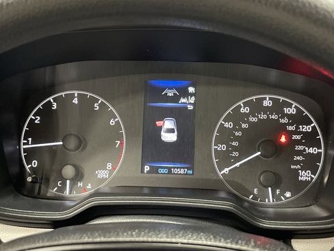 Used 2025 Toyota Corolla LE w/ Convenience Package image 22