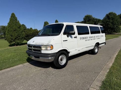 Used 1994 Dodge B350 RWD image 1