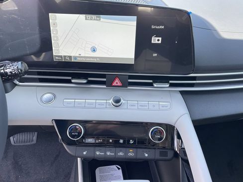 New 2026 Hyundai Elantra Limited FWD image 27