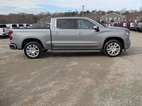 New 2026 Chevrolet Silverado 1500 High Country w/ High Country Premium Package image 9
