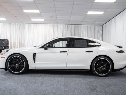 Used 2018 Porsche Panamera 4 w/ Premium Package Plus image 5