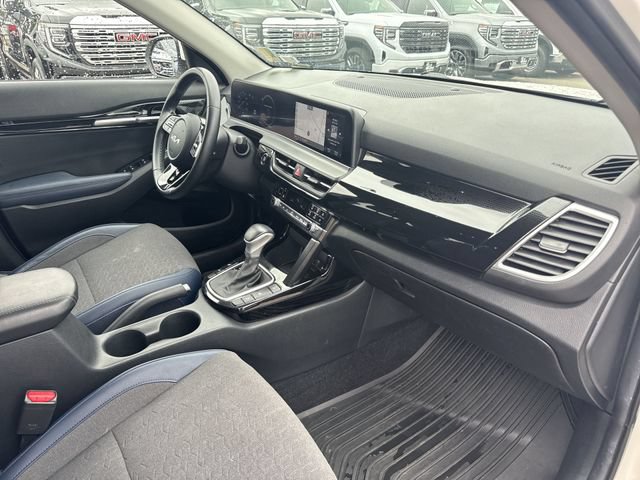 Used 2024 Kia Seltos S AWD/4WD image 28
