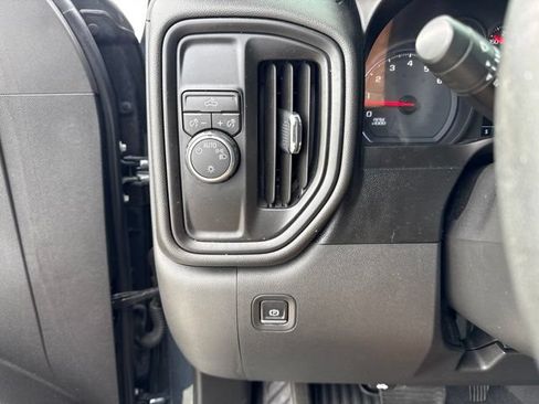 Used 2019 Chevrolet Silverado 1500 Custom w/ Custom Value Package RWD image 7