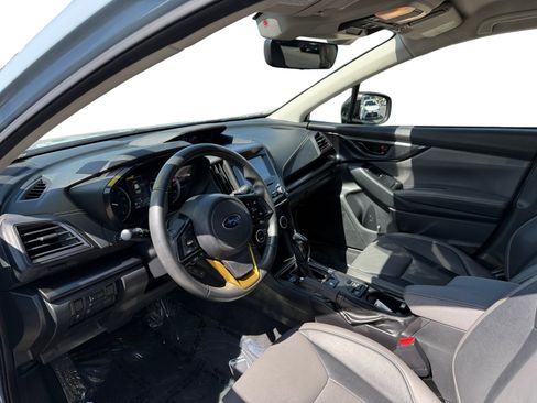 Used 2023 Subaru Crosstrek 2.5i Sport AWD/4WD image 9