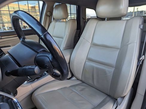 Used 2021 Jeep Grand Cherokee Limited AWD/4WD image 14