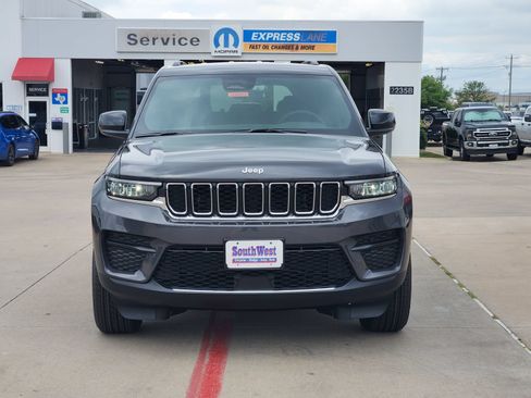 New 2026 Jeep Grand Cherokee Laredo RWD image 6
