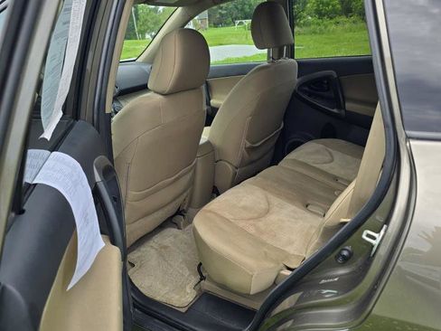 Used 2012 Toyota RAV4 4WD w/ Value Pkg image 6