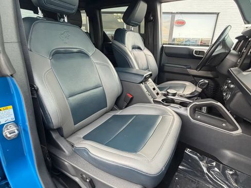 Used 2022 Ford Bronco Outer Banks AWD/4WD image 17