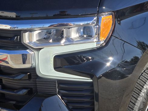 Used 2024 Chevrolet Silverado 1500 LT w/ Convenience Package II image 6