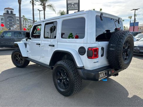 Used 2023 Jeep Wrangler Unlimited Rubicon 4xe image 3