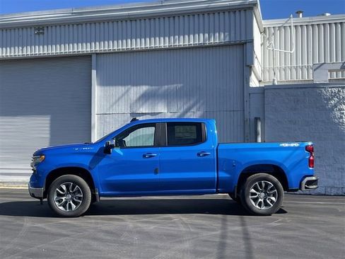 New 2026 Chevrolet Silverado 1500 LT image 2