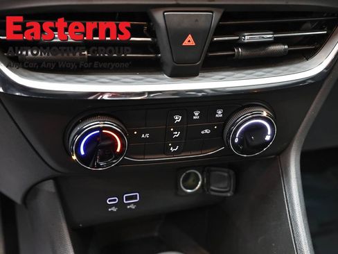 Used 2025 Buick Encore GX Preferred FWD image 20