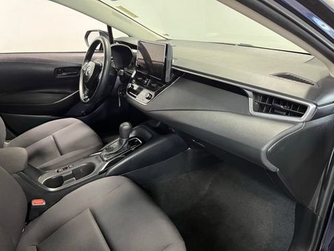 Used 2024 Toyota Corolla LE FWD image 11