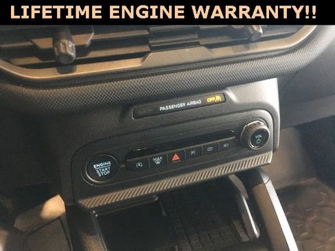 Used 2025 Ford Bronco Sport Badlands image 20