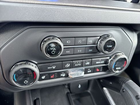 New 2026 Ford Bronco Raptor AWD/4WD image 17