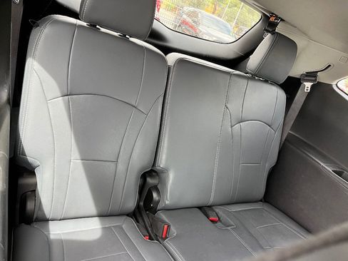 Used 2018 Buick Enclave Premium w/ Trailering Package image 17