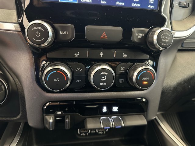 Used 2023 RAM 1500 Big Horn AWD/4WD image 37