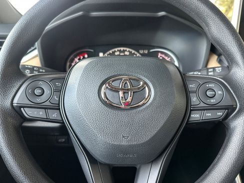 New 2025 Toyota RAV4 XLE image 27