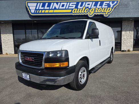 Used 2016 GMC Savana 2500 image 11