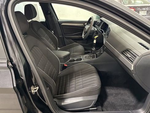Certified 2023 Volkswagen Jetta Sport image 24