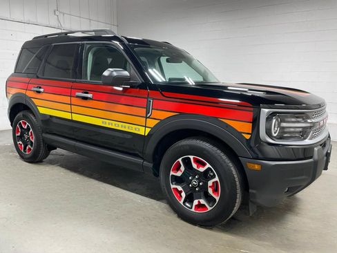 Used 2025 Ford Bronco Sport Free Wheeling w/ Convenience Package AWD/4WD image 3