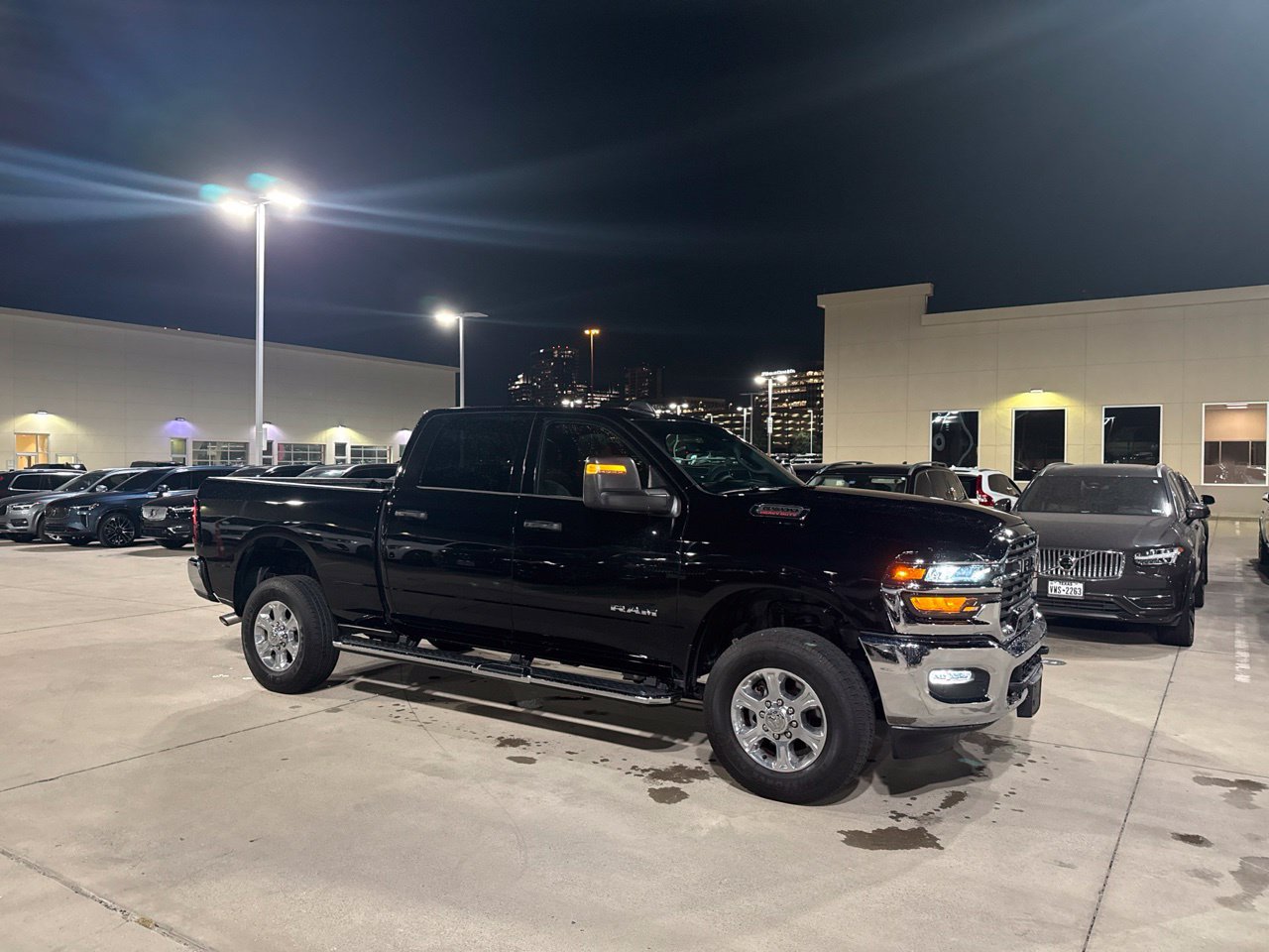 Used 2026 RAM 2500 Big Horn AWD/4WD image 7
