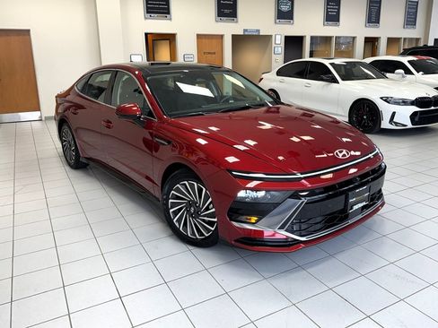 Used 2025 Hyundai Sonata Limited image 70