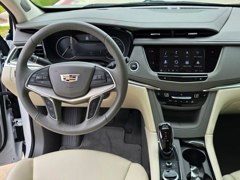 Used 2024 Cadillac XT5 Premium Luxury FWD image 20