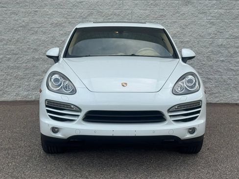 Used 2013 Porsche Cayenne Diesel AWD/4WD image 2