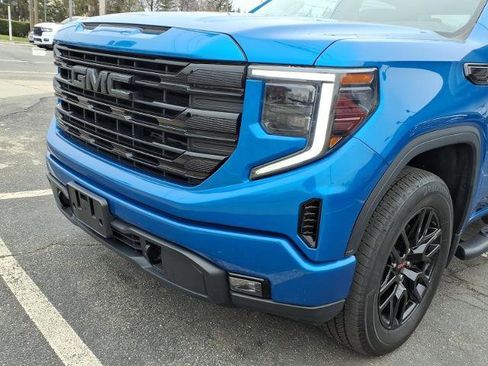 Used 2023 GMC Sierra 1500 Elevation AWD/4WD image 7