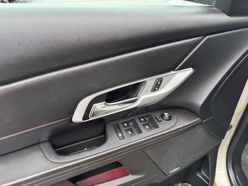 Used 2014 GMC Terrain SLT FWD image 21