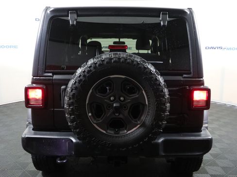 Used 2021 Jeep Wrangler Unlimited Sport image 7