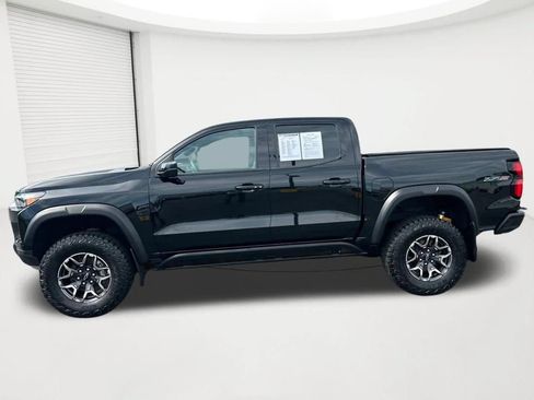 Used 2023 Chevrolet Colorado ZR2 w/ ZR2 Convenience Package III AWD/4WD image 8