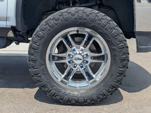 Used 2017 GMC Sierra 3500 SLT w/ Duramax Plus Package AWD/4WD image 48