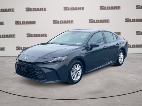 Used 2025 Toyota Camry LE FWD image 1