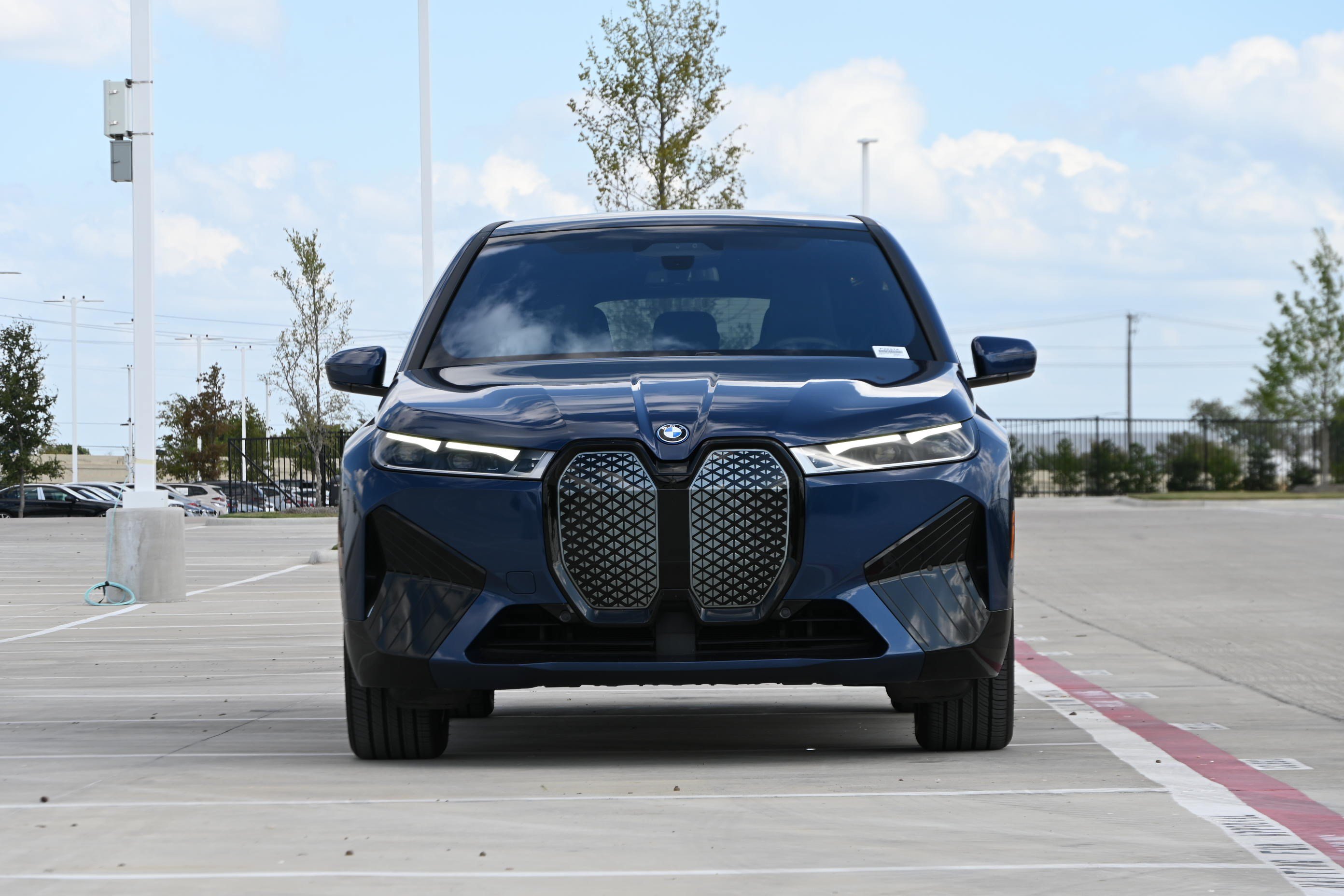 Certified 2023 BMW iX xDrive50 w/ Sport Package AWD/4WD image 3